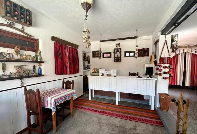 펜션 La Colorada Hostal