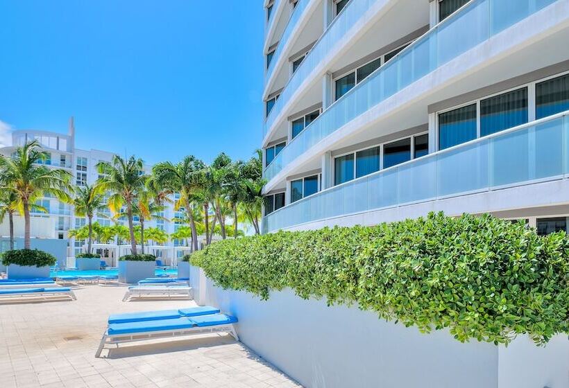 W Fort Lauderdale