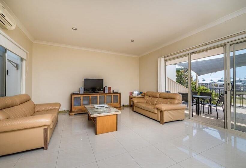 Seafront Unit 49