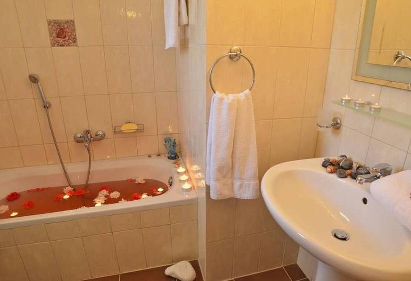 Elea Hotel Apartments And Villas