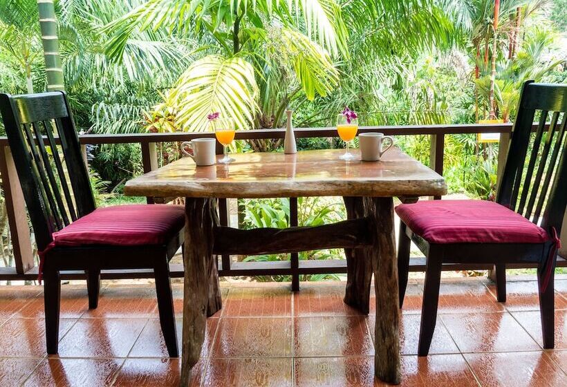 فندق Ao Nang Baan Suan Resort