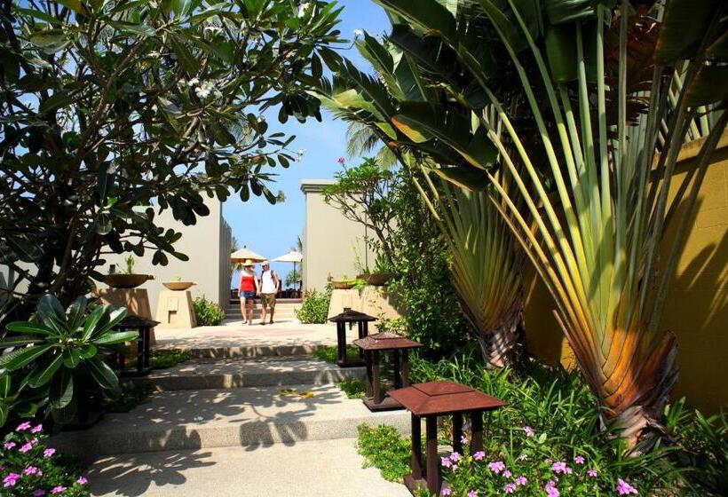 هتل Chongfah Beach Resort Khaolak   Sha Extra Plus