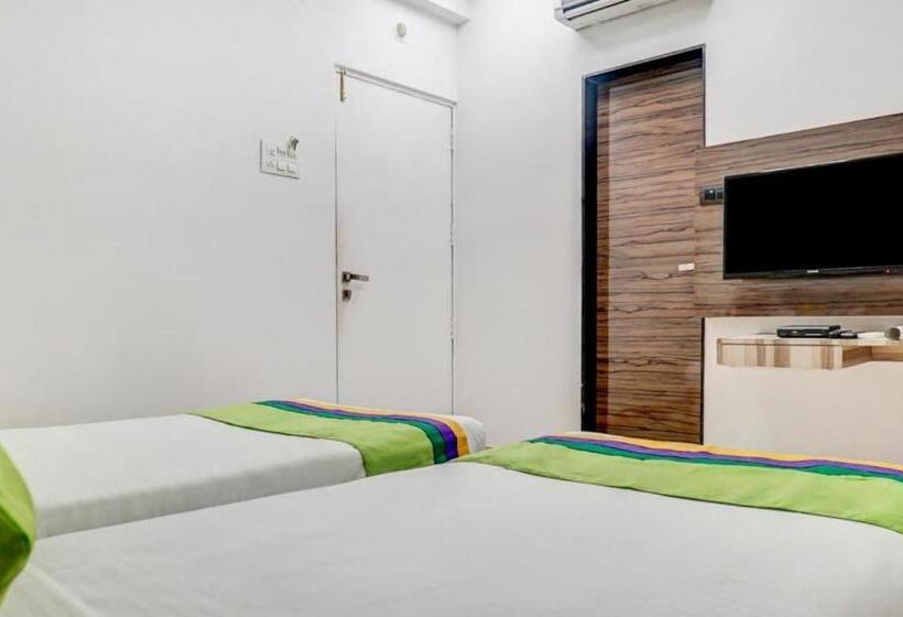 호텔 Shivas Inn