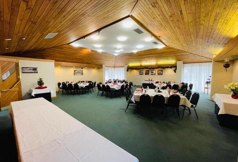 Riverside Hotel Marlborough