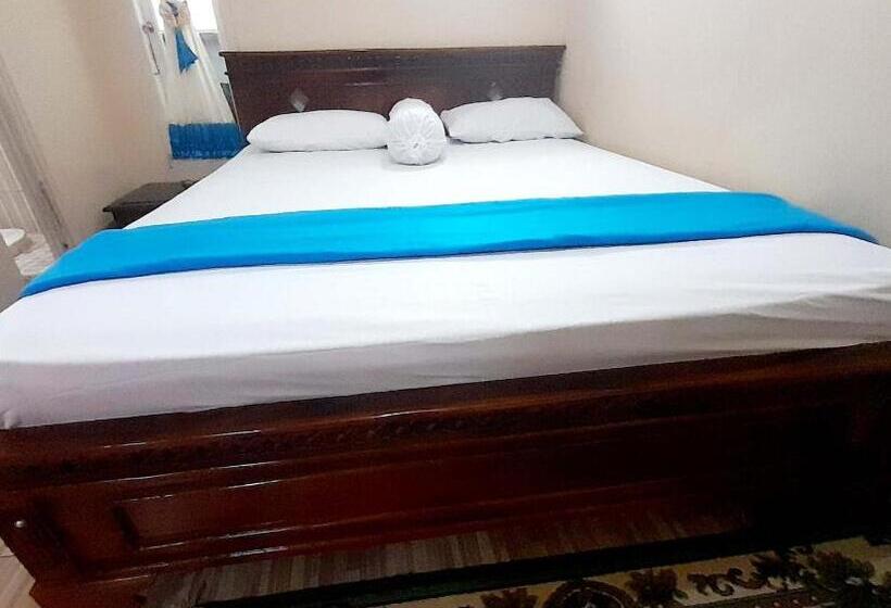 בית מלון כפרי Shinta Syariah Homestay Dieng Redpartner