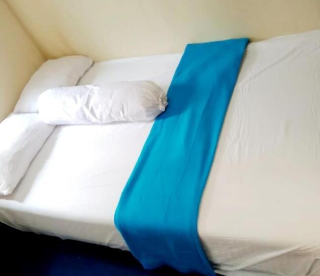 בית מלון כפרי Shinta Syariah Homestay Dieng Redpartner