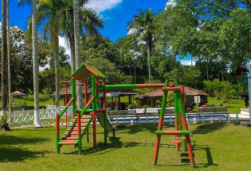 پانسیون Room In Lodge   Family Cabin With Lake View