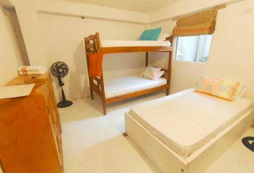 تختخواب و صبحانه Quatro Palos