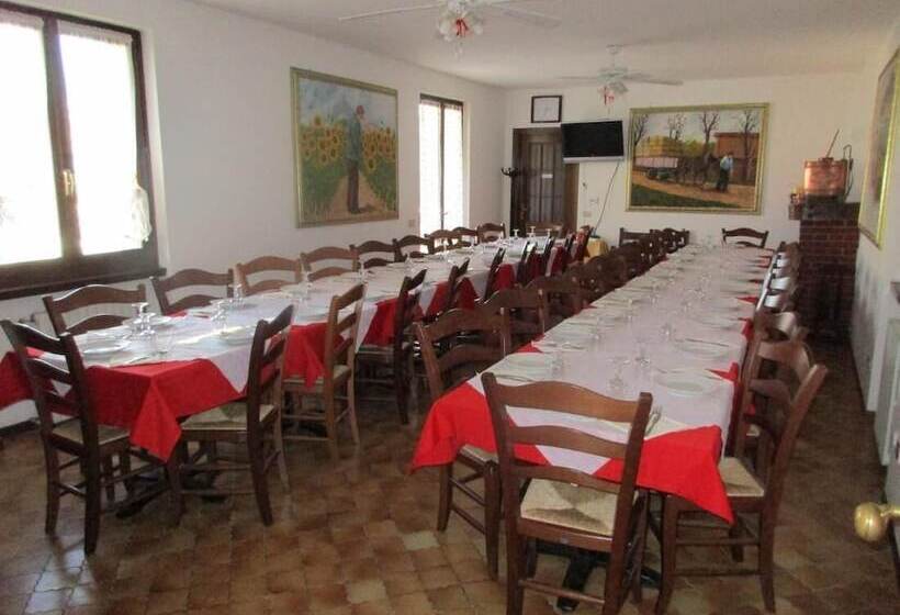ベッドアンドブレックファースト Room In Apartment Agriturismo Rocca Dei Marchesi