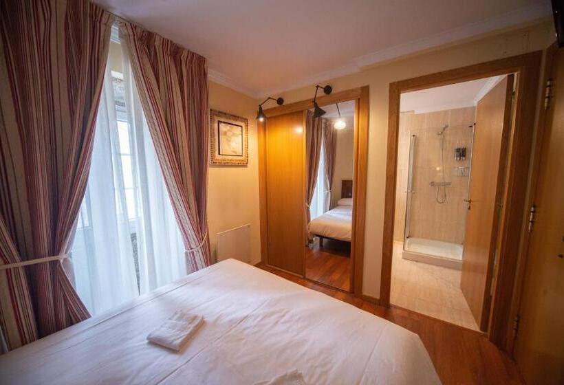 پانسیون Cabalo Furado Tui