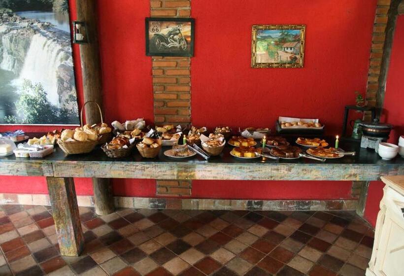 ユースホステル Pousada Beira Rio Cipó