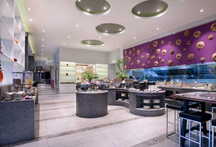 فندق Avangio  Kota Kinabalu