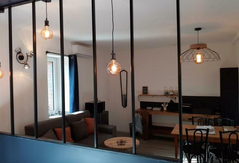 مبيت وإفطار Charmes En Ville Le Charme Poétique
