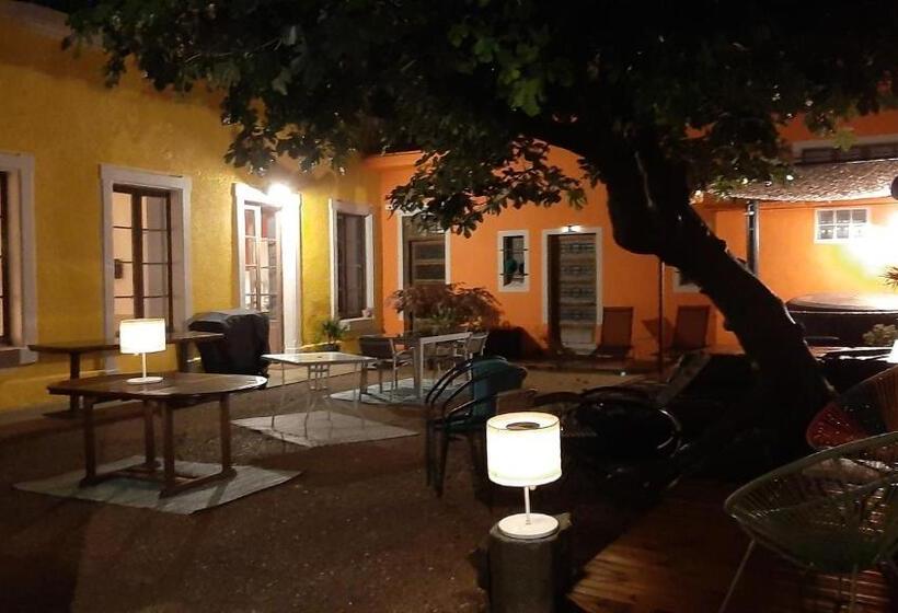 住宿加早餐  Le 9 De Cour, Chambre Chaco