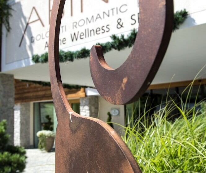 هتل Abinea Dolomiti Romantic Spa