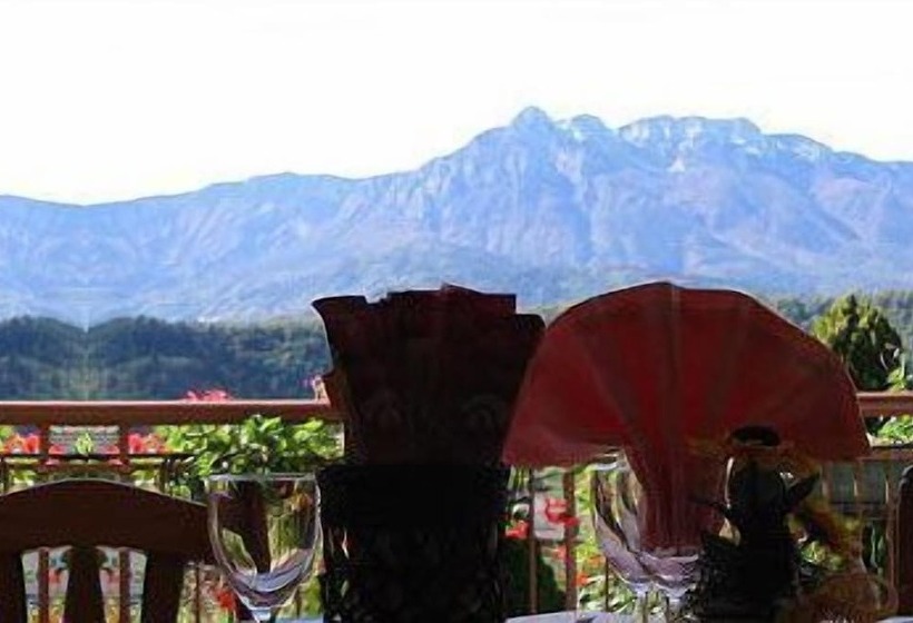 בית מלון כפרי Albergo Al Salus