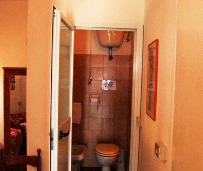 فندق Albergo La Lampara
