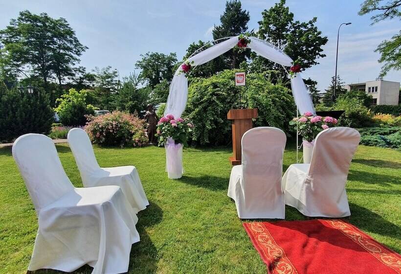 هتل Arkadia Royal