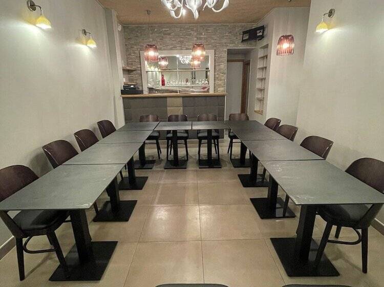 هتل Hôtel Posta Vecchia