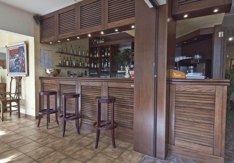 ホテル Les Oliviers