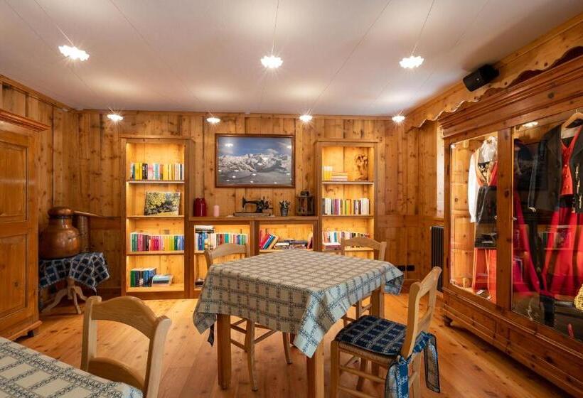 فندق Lo Scoiattolo