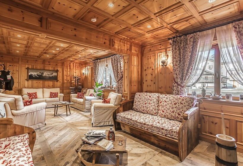 فندق Lo Scoiattolo