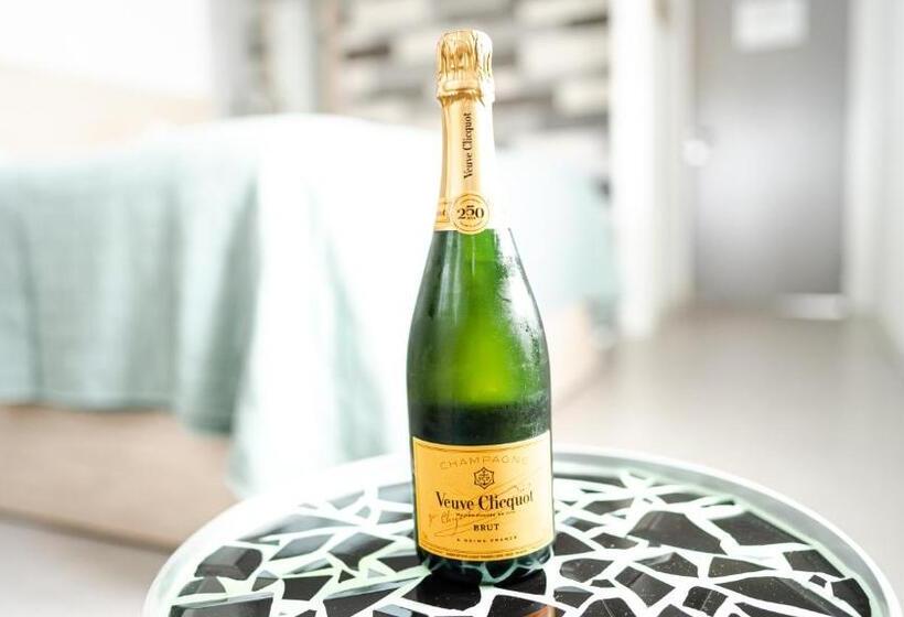 ホテル Logement Overzee