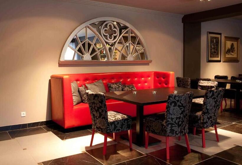 ホテル Modrzewiówka