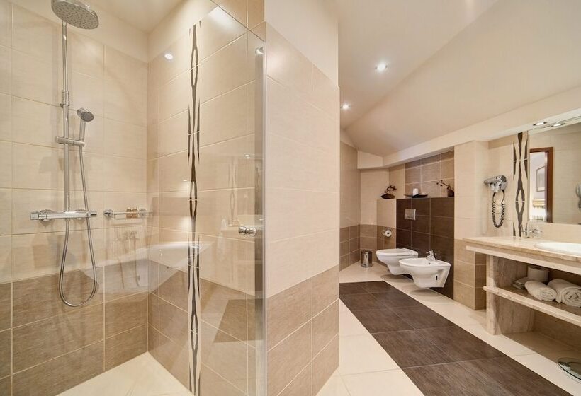 فندق Prezydent Krynica Zdrój