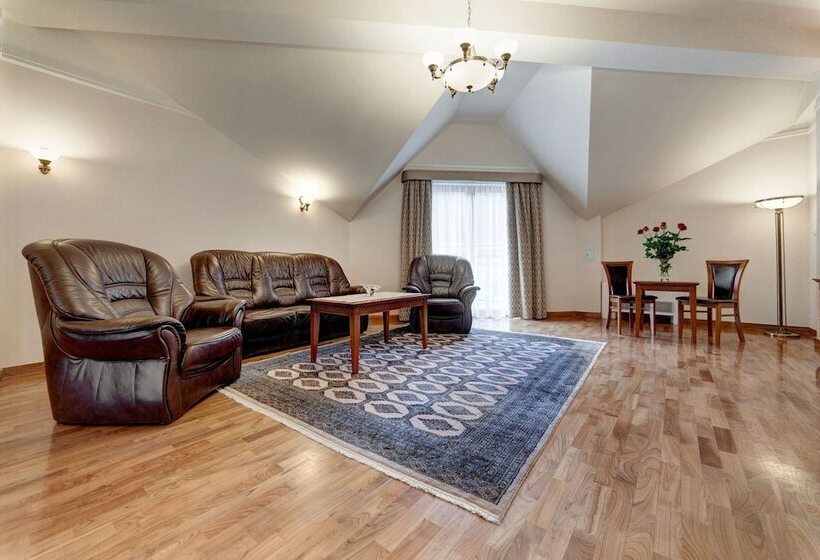 فندق Prezydent Krynica Zdrój