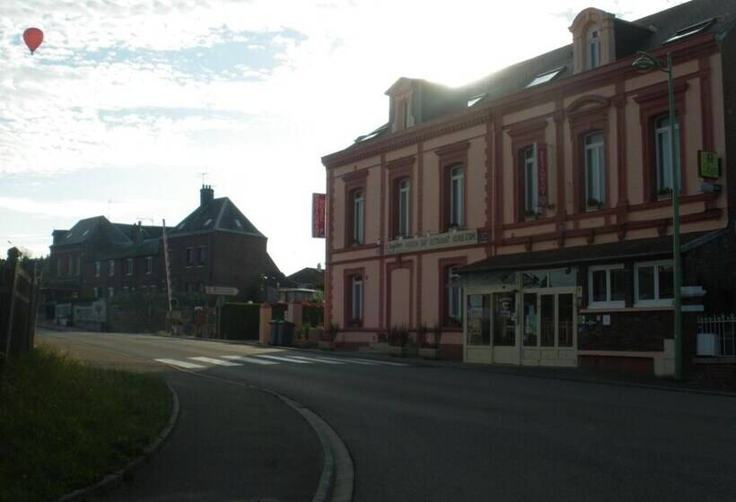 هتل Logis   Hôtel Et Restaurant Le Sof