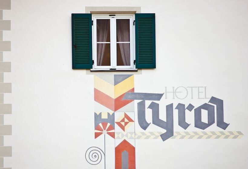 Отель Tyrol