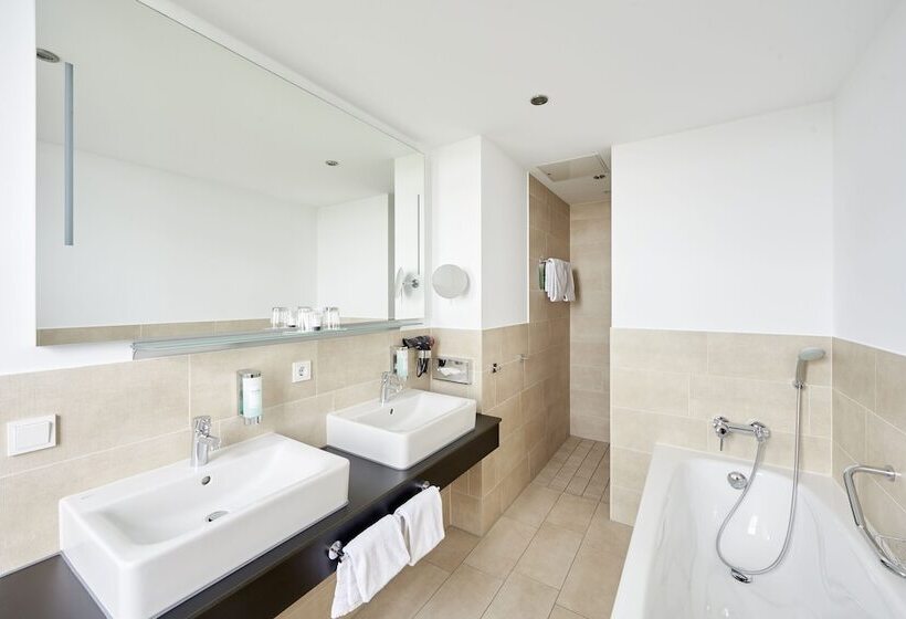 Oversum Winterberg Ski Und Vital Resort