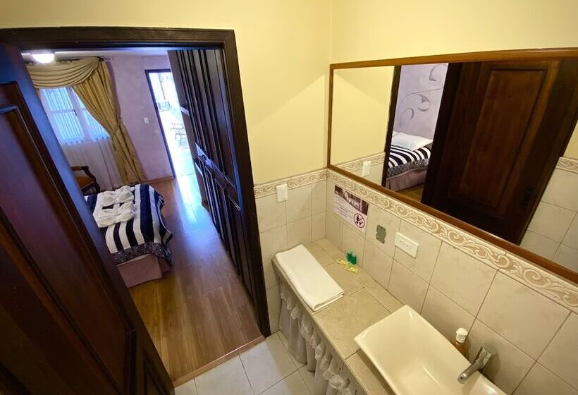 Golden Rest Latacunga