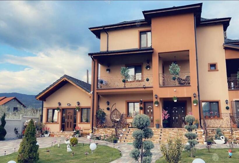 تختخواب و صبحانه Casa Erk