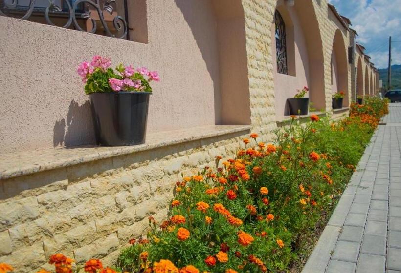 تختخواب و صبحانه Casa Erk