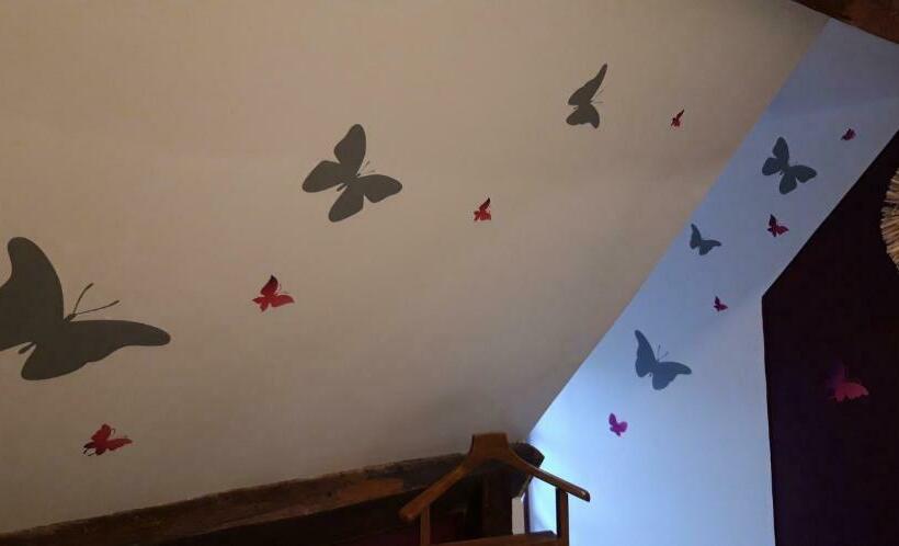 ベッドアンドブレックファースト Le Chalet Suisse   Chambre Papillons