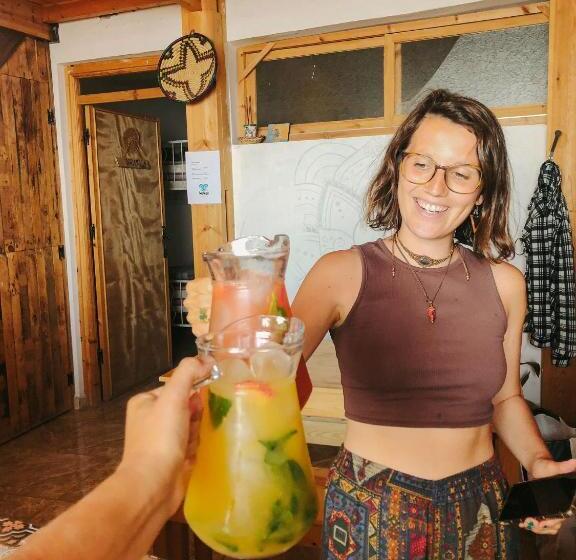 هاستل Kekai Surf House