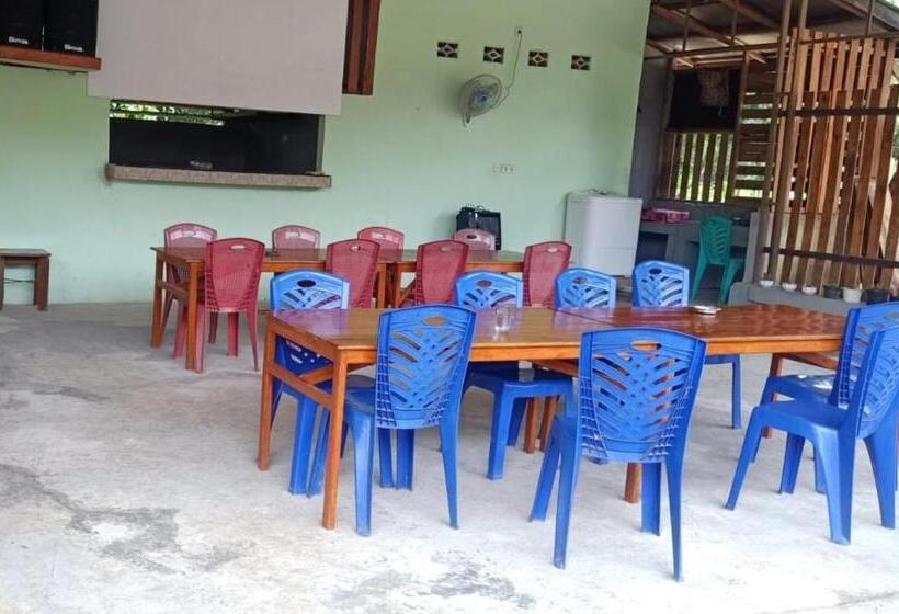 هاستل Penginapan Asidik