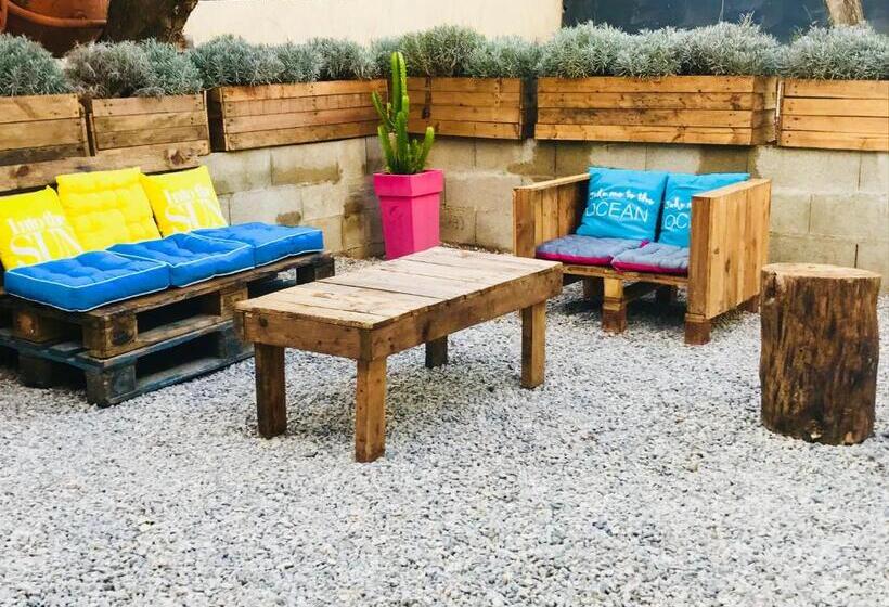 بنسيون Allegria Nîmes