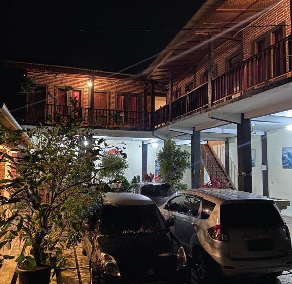 פנסיון Watukarung Sackstone Guesthouse