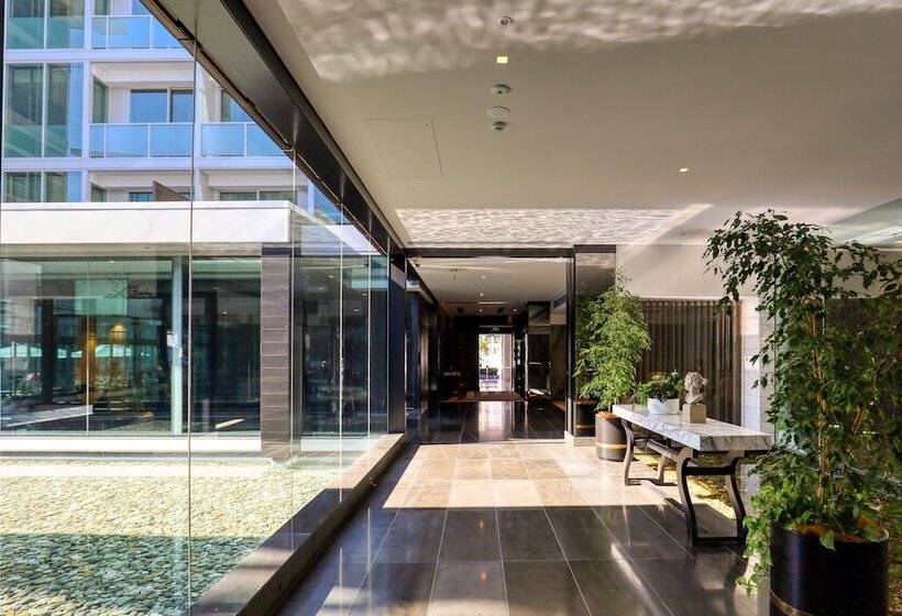 هتل Marsden Viaduct