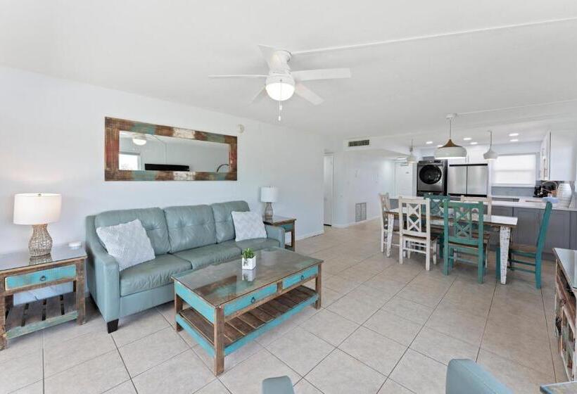 استراحتگاه Paradise Beach Club   Ground Floor & Townhouses