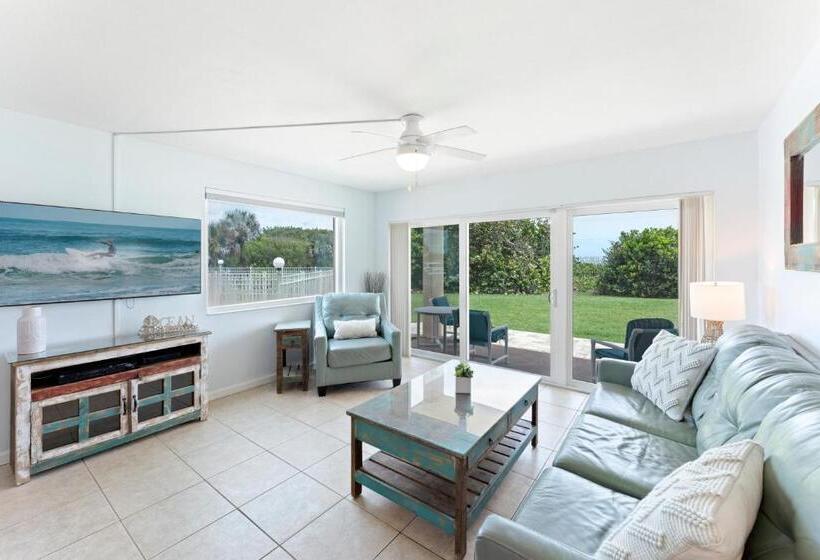 استراحتگاه Paradise Beach Club   Ground Floor & Townhouses