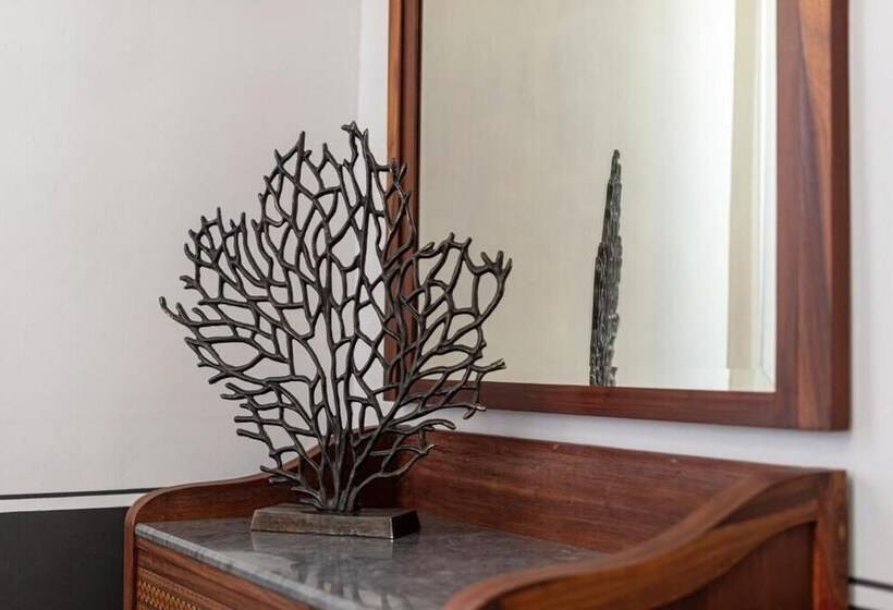 Bed and Breakfast Dimora Del Vescovo Guest House
