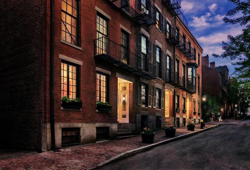 Charming & Stylish Studio On Beacon Hill #6