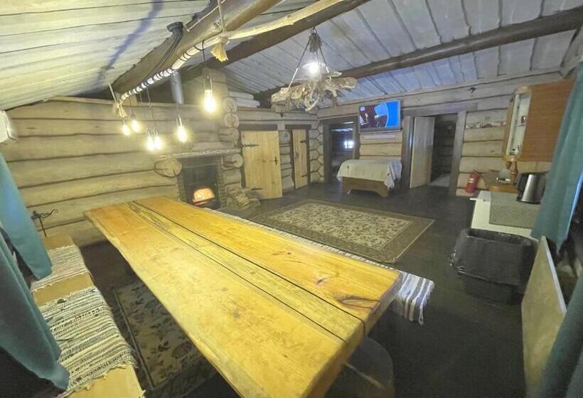 פנסיון Forest Hut Stariy Prud