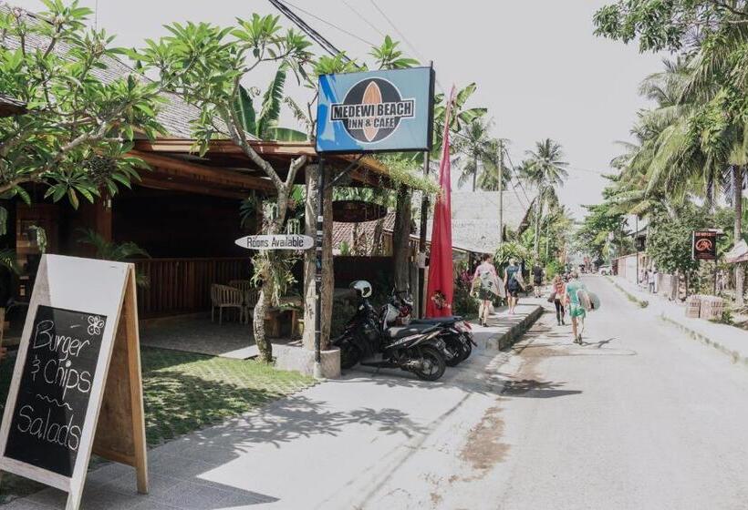 펜션 Medewi Beach Inn