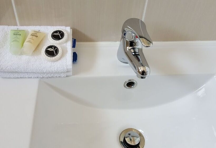 Dandenong Motel