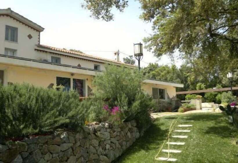 ホテル Agriturismo La Quercia